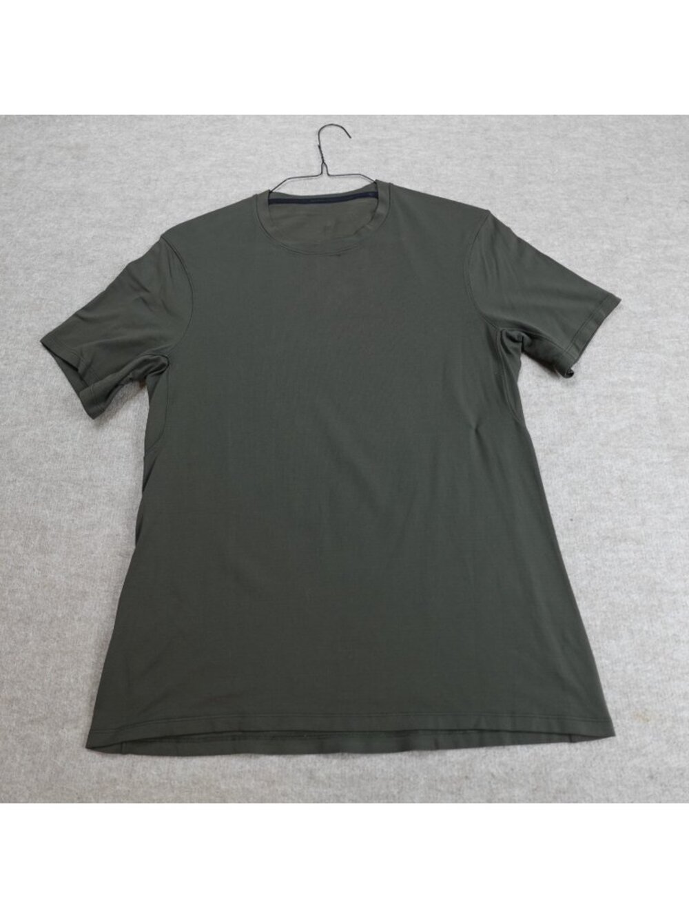 Lululemon Shirt Small Green Olive Running Reflective Strip Silverescent